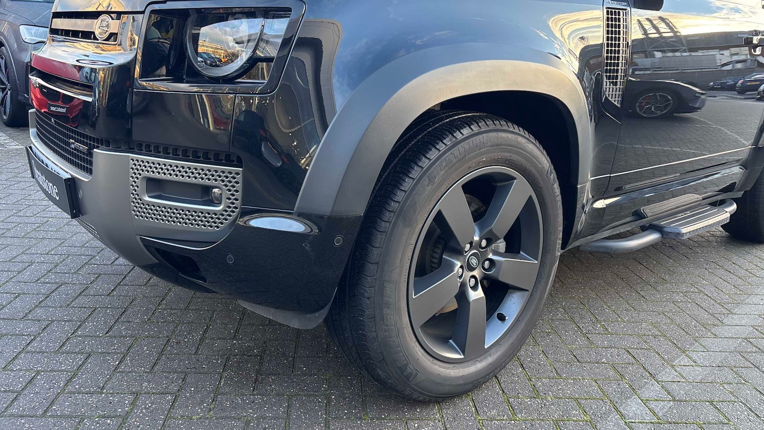 Used Land Rover Defender 2023 for sale - 76692138: Photo 10