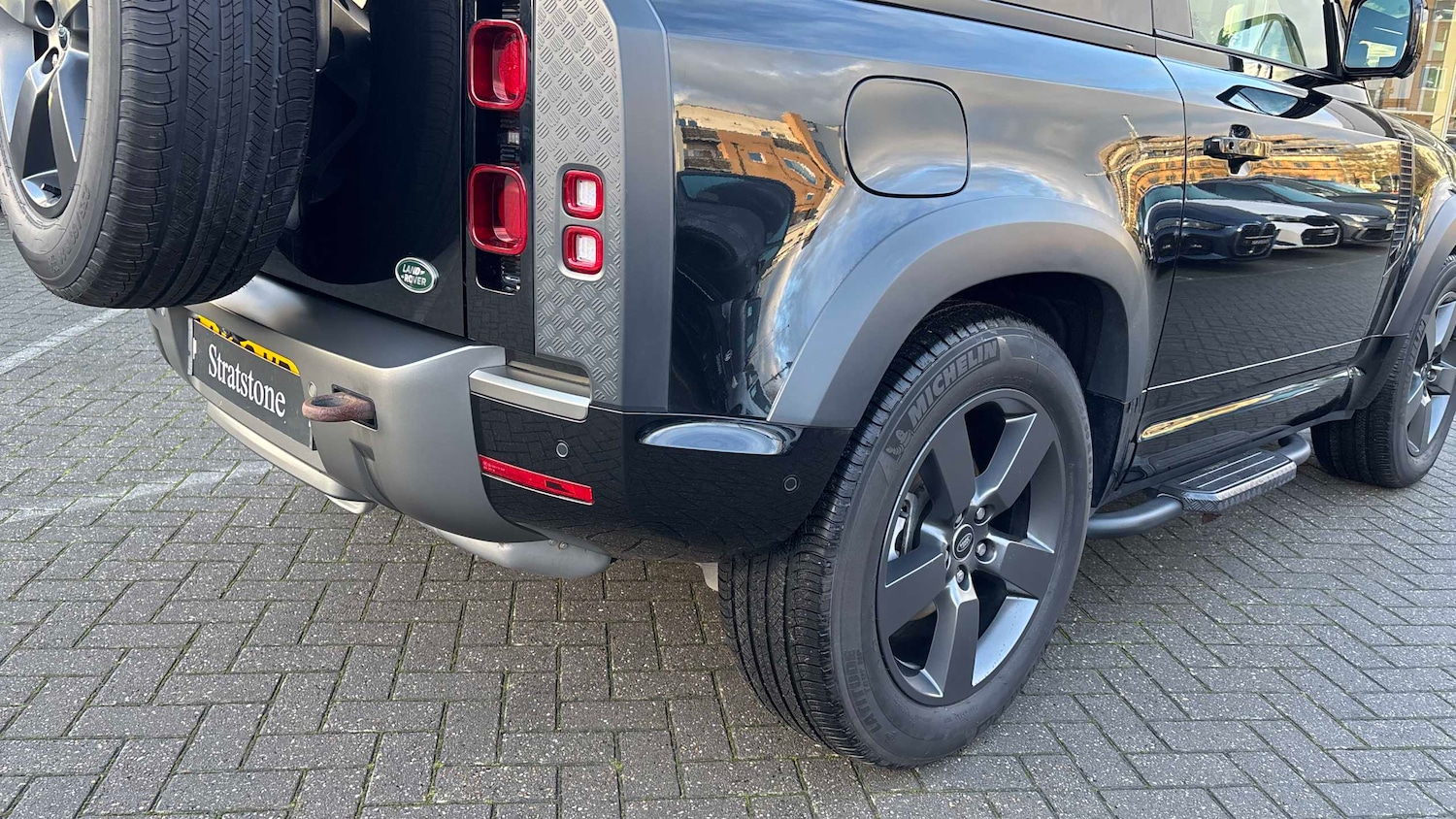 Used Land Rover Defender 2023 for sale - 76692138: Photo 12