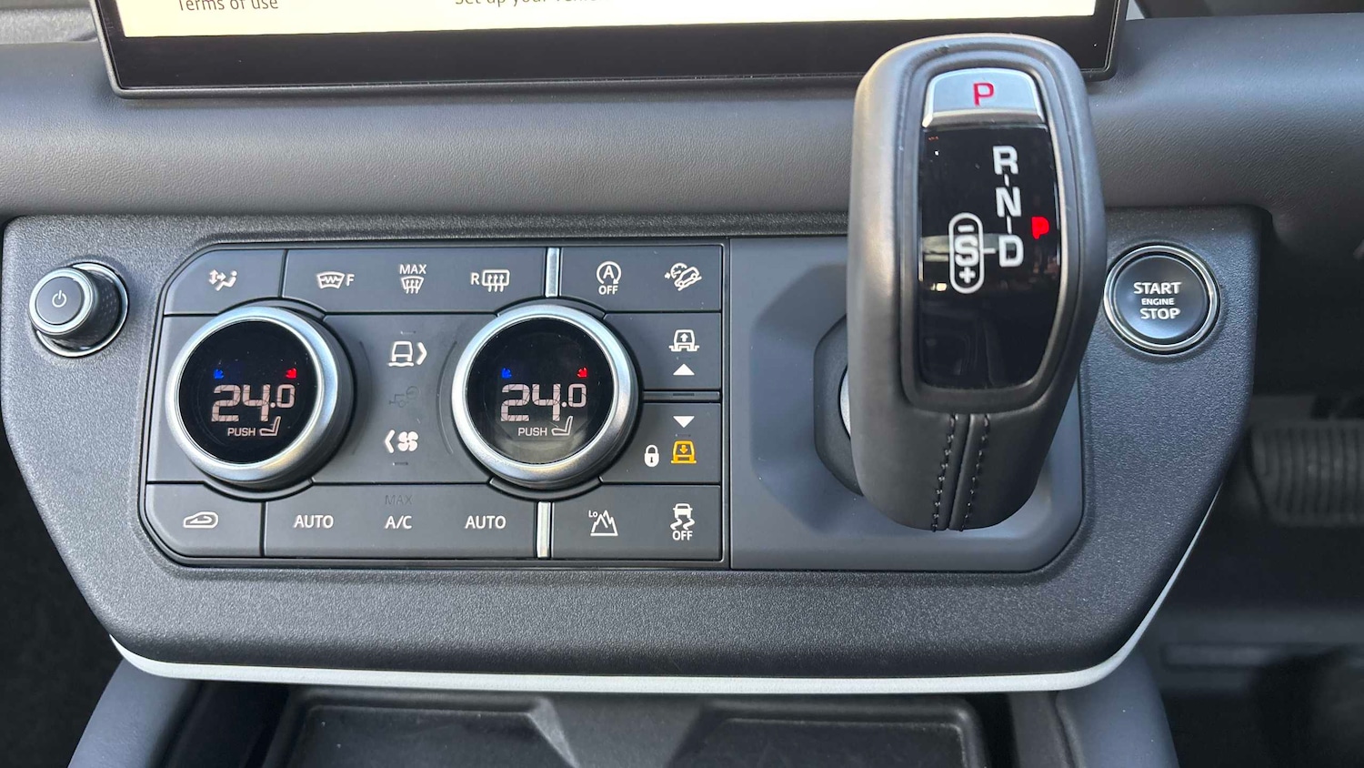 Used Land Rover Defender 2023 for sale - 76692138: Photo 23