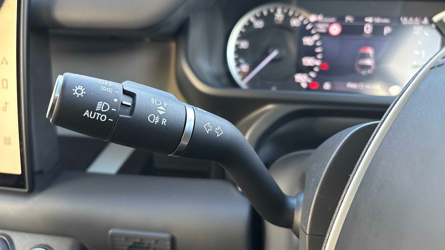 Used Land Rover Defender 2023 for sale - 76692138: Photo 26