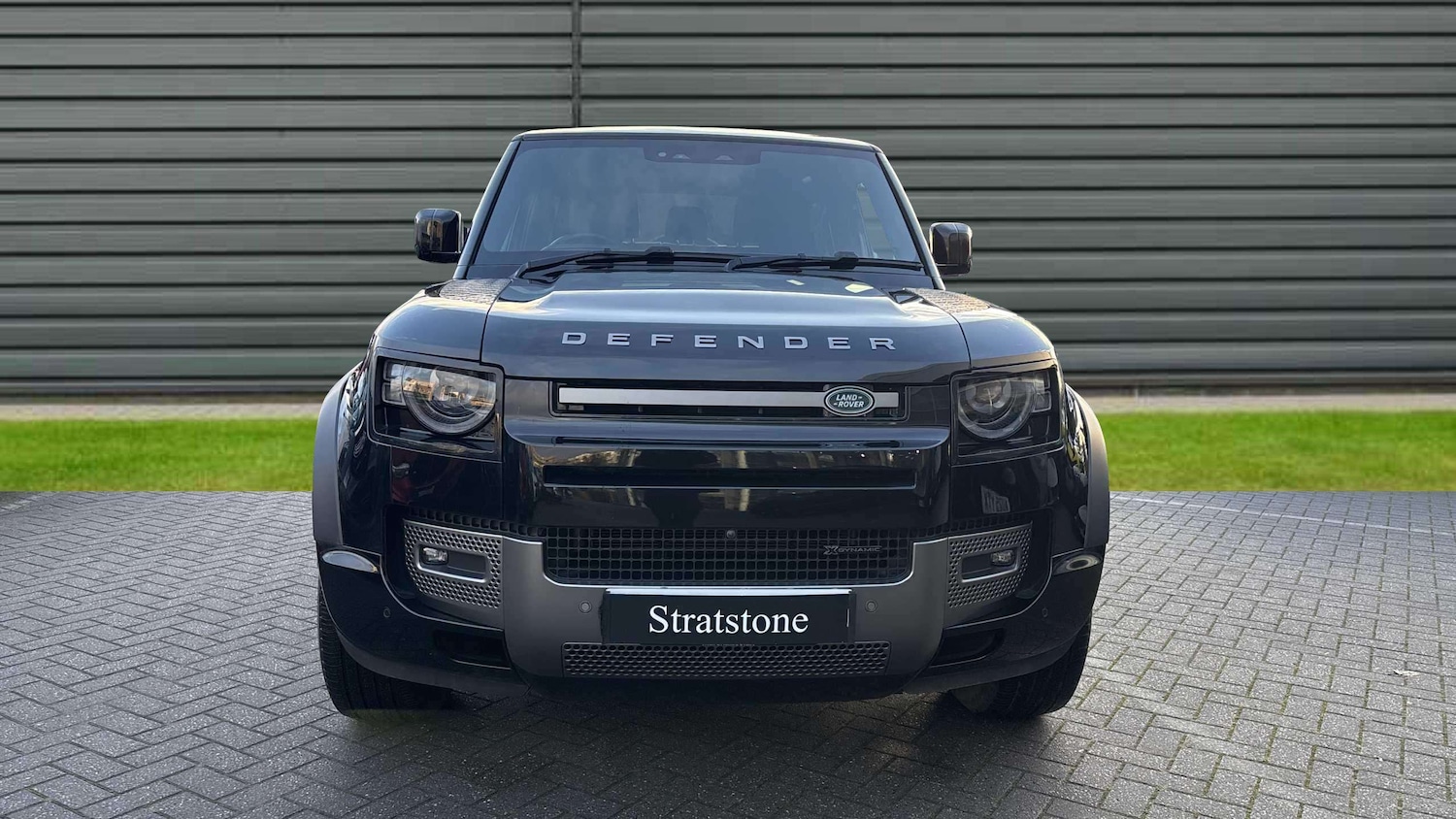 Used Land Rover Defender 2023 for sale - 76692138: Photo 7