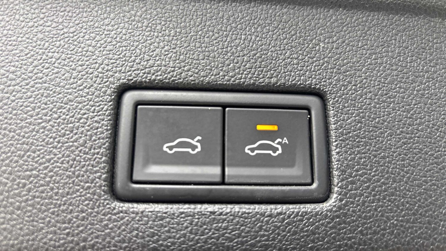 Used Volkswagen Touareg 2023 for sale - 76205267: Photo 14