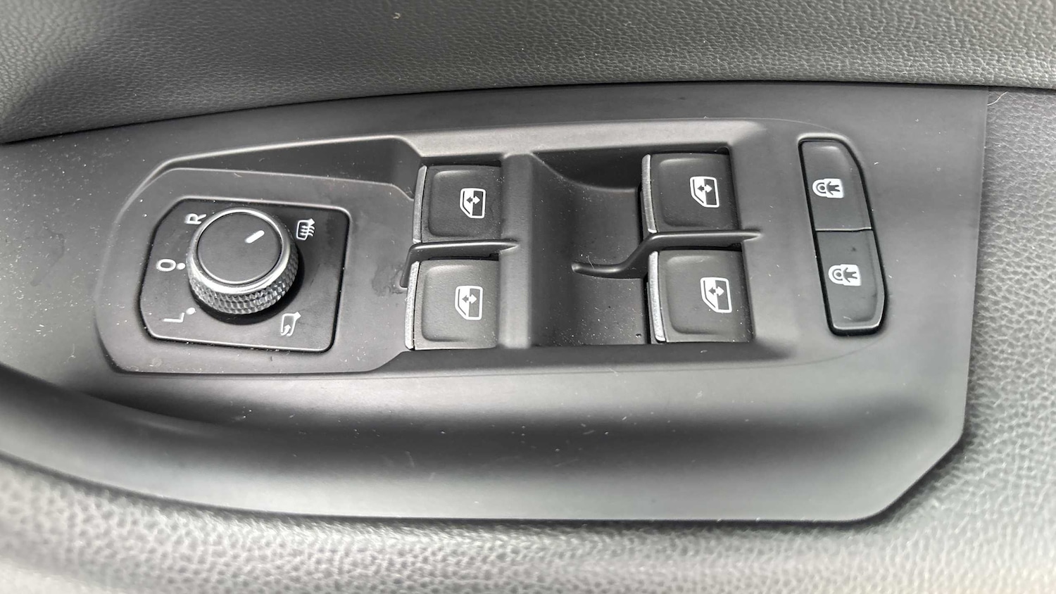 Used Volkswagen Touareg 2023 for sale - 76205267: Photo 21