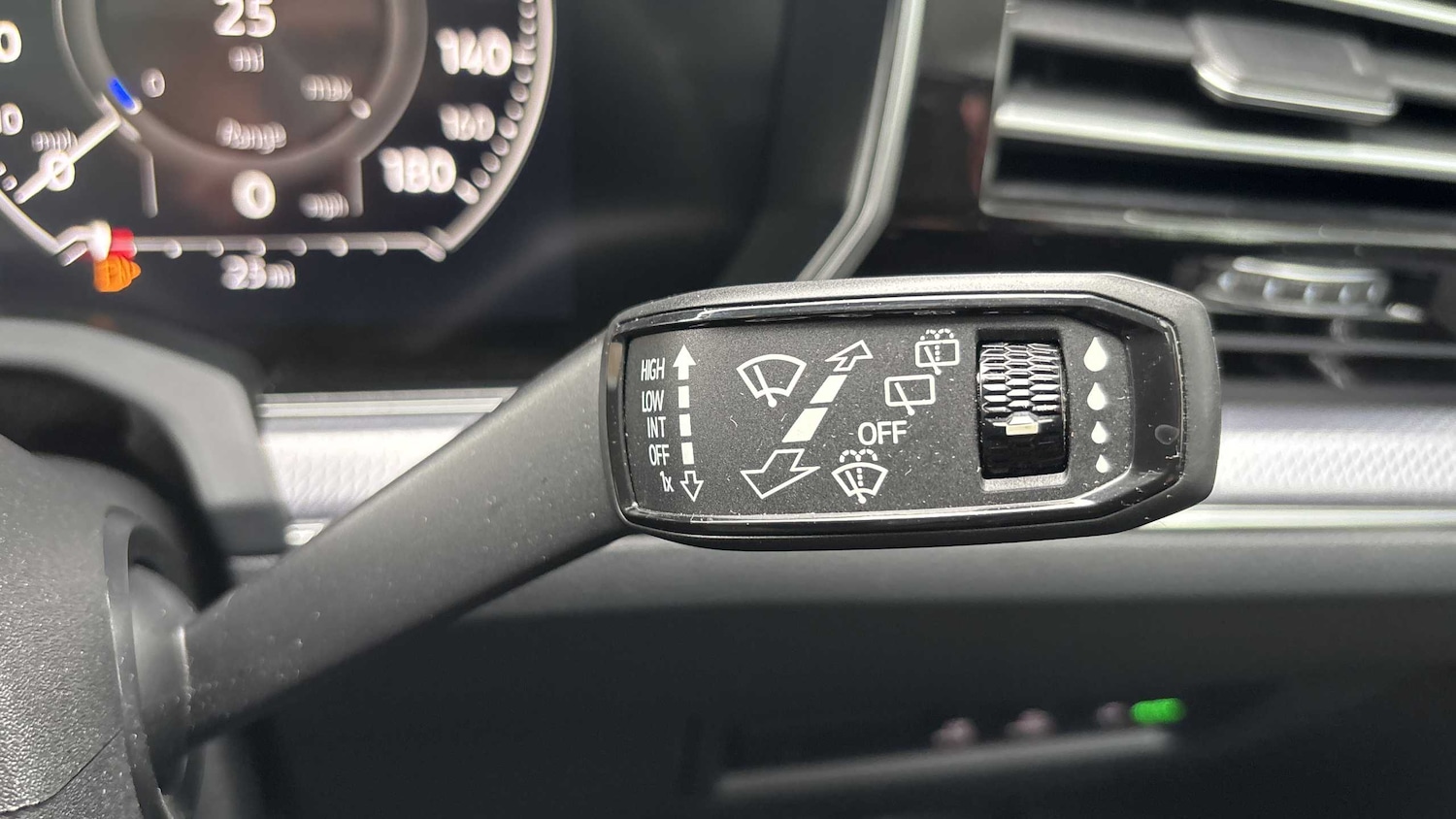 Used Volkswagen Touareg 2023 for sale - 76205267: Photo 29