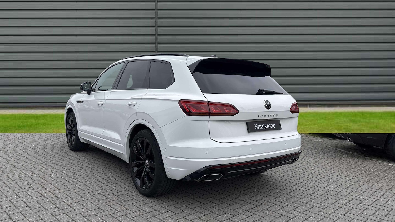 Used Volkswagen Touareg 2023 for sale - 76205267: Photo 3