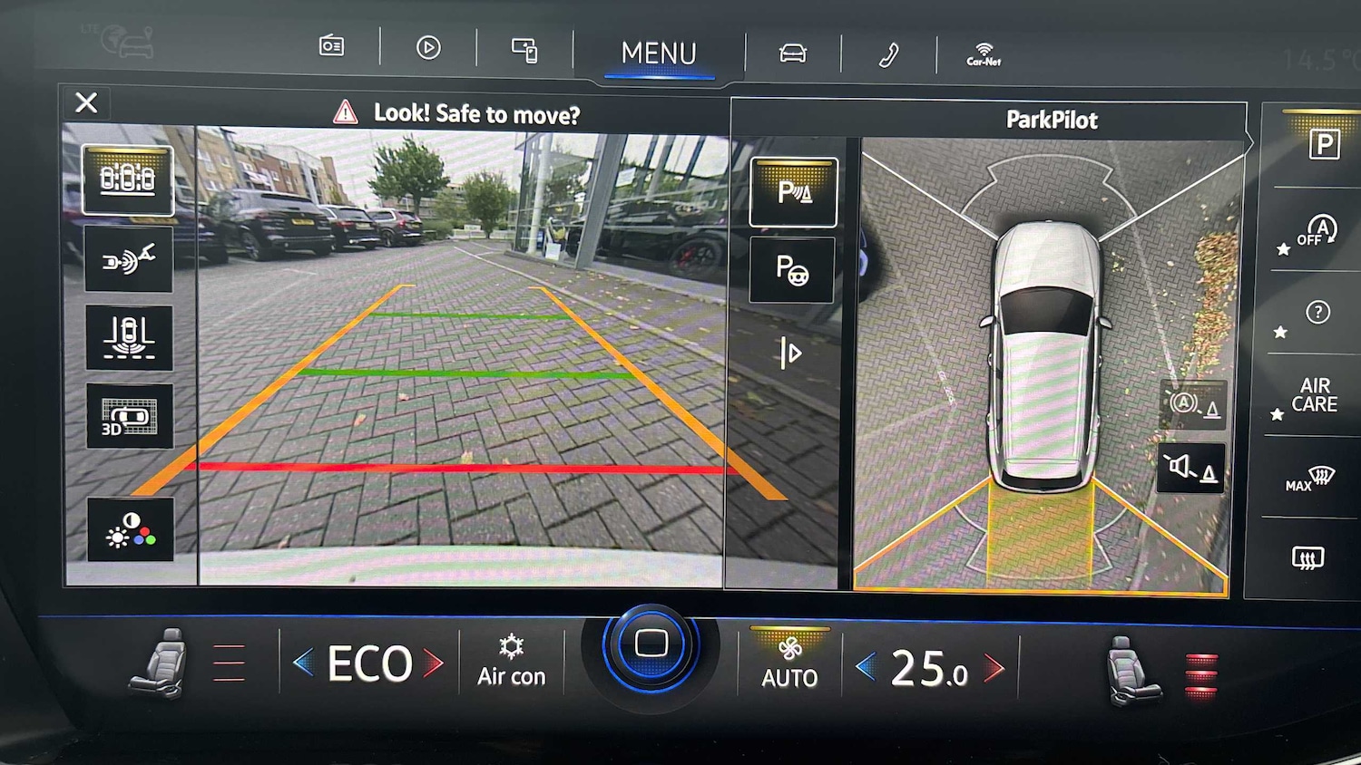 Used Volkswagen Touareg 2023 for sale - 76205267: Photo 32