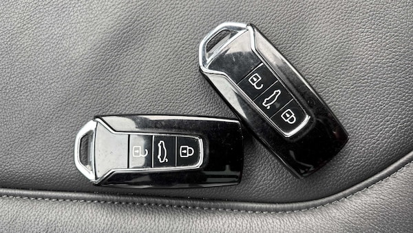 Used Volkswagen Touareg 2023 for sale - 76205267: Photo 35
