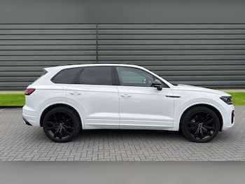 Used Volkswagen Touareg 2023 for sale - 76205267: Photo 4