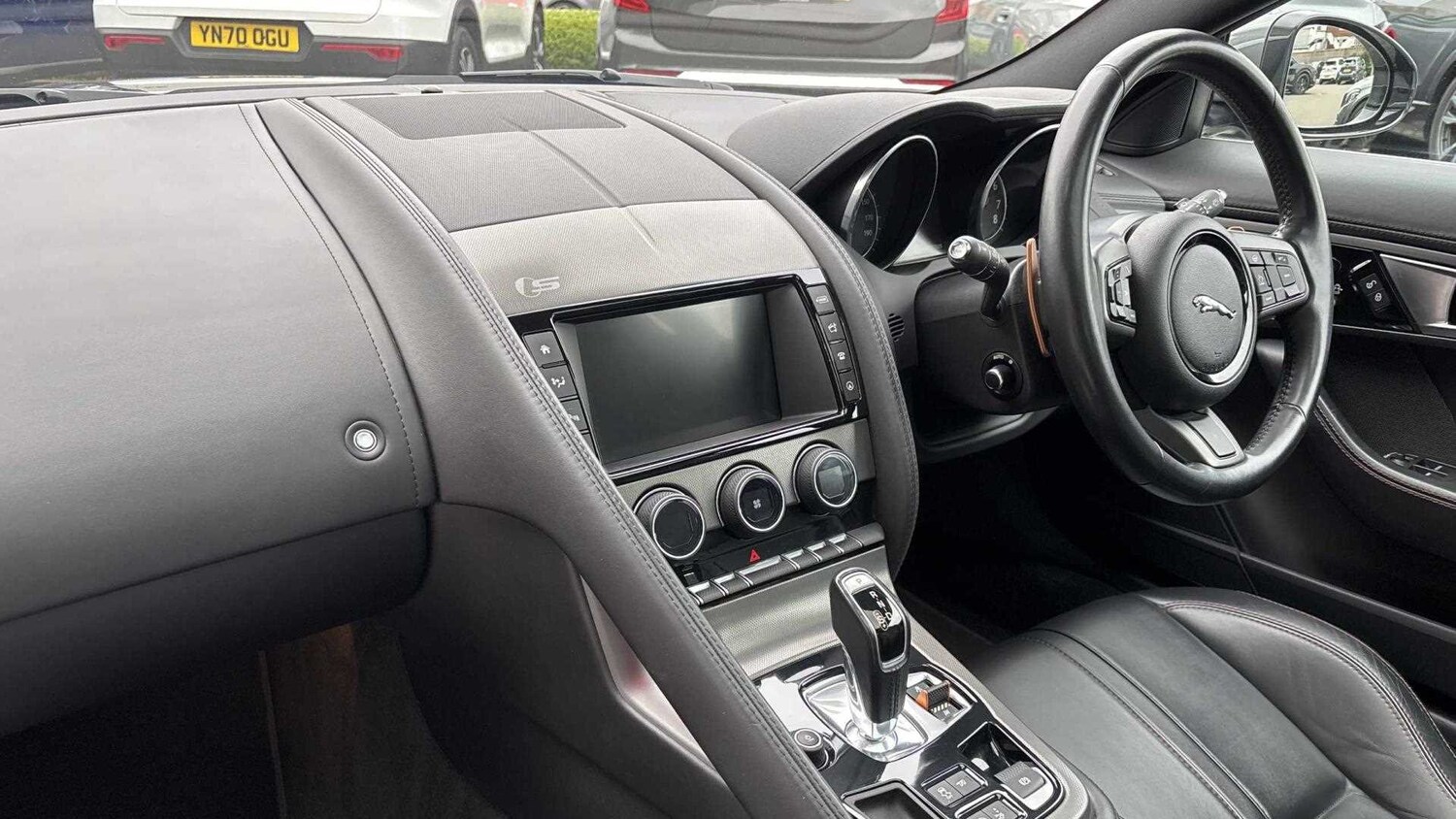 2015 Jaguar F-Type 3.0 Supercharged V6 S 2dr Auto AWD Coupe Petrol Automatic - Picture 2 of 24