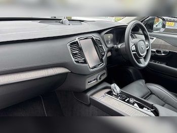 Used Volvo XC90 2023 for sale - 75784979: Photo