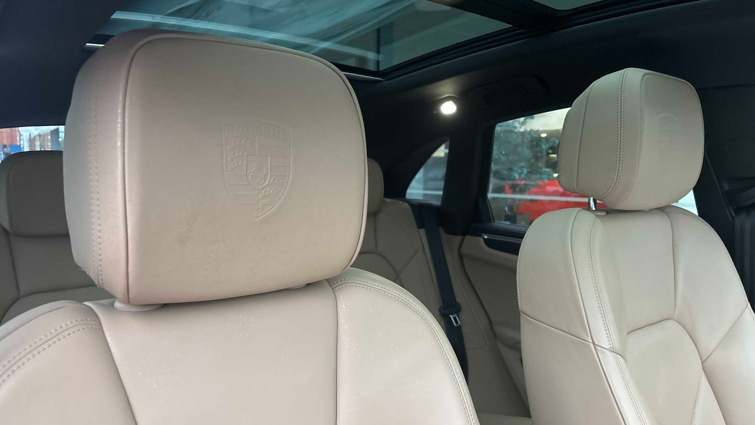 Used Porsche Macan 2019 for sale - 76929077: Photo 16