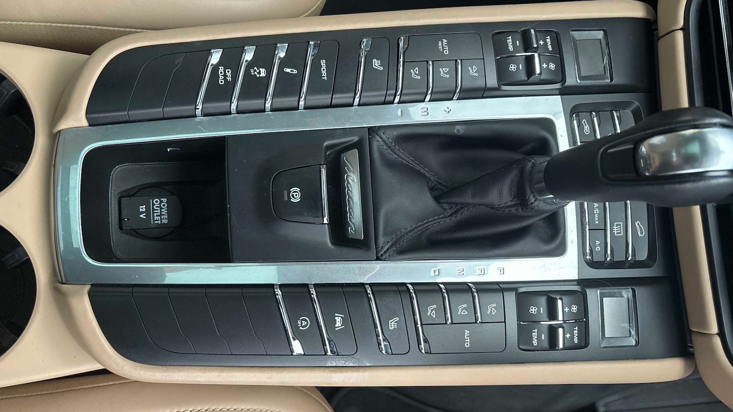 Used Porsche Macan 2019 for sale - 76929077: Photo 23