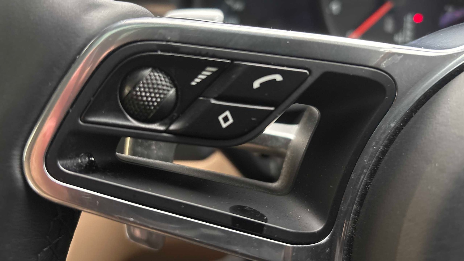 Used Porsche Macan 2019 for sale - 76929077: Photo 24