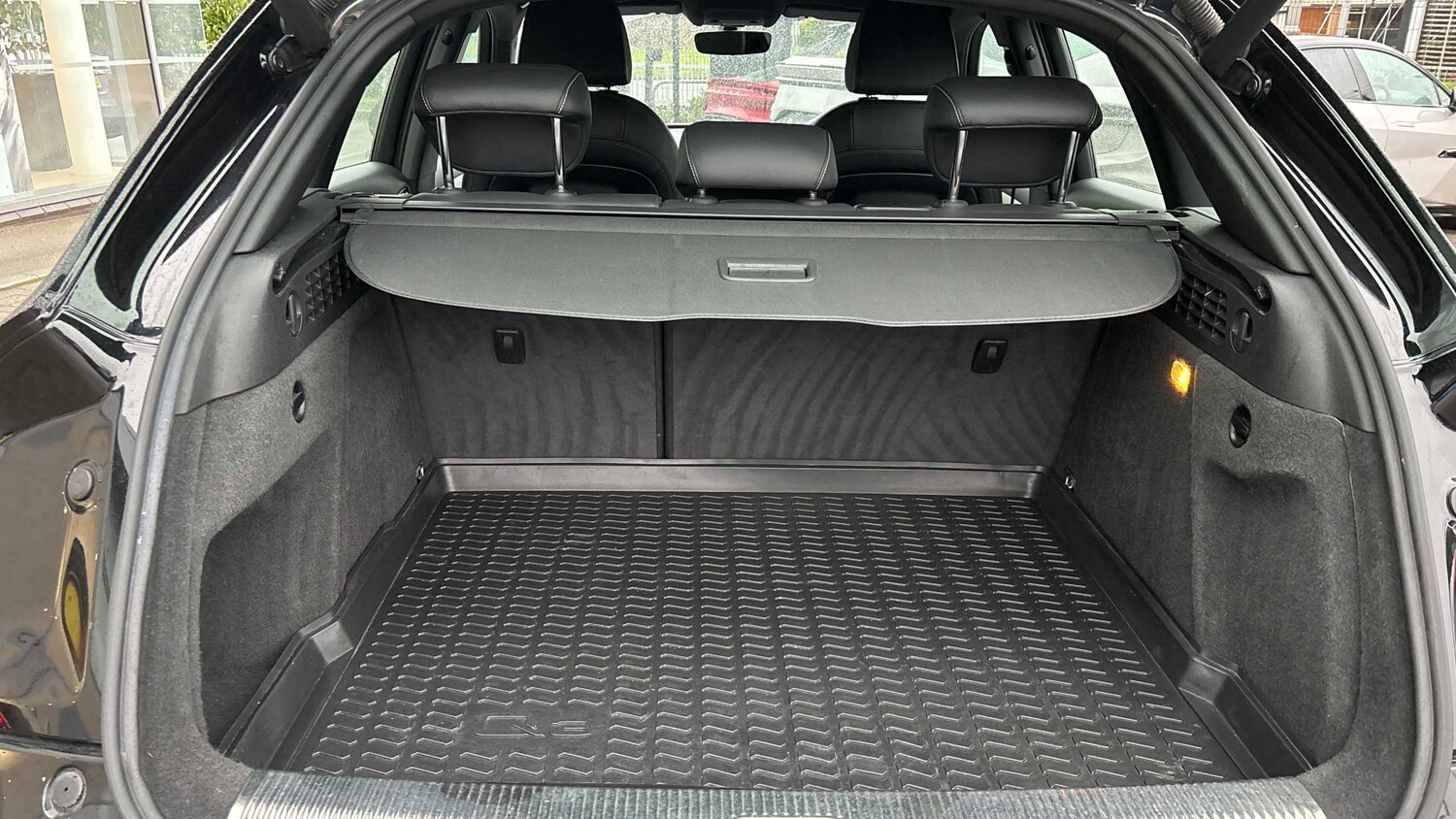 Used Audi Q3 2017 for sale - 77347930: Photo 13