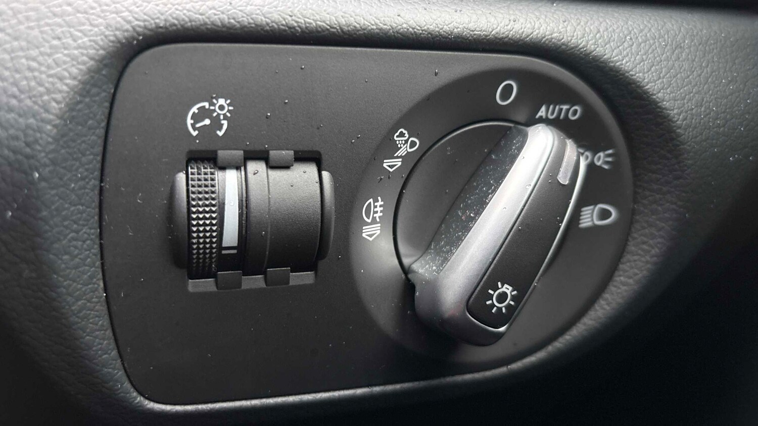 Used Audi Q3 2017 for sale - 77347930: Photo 21