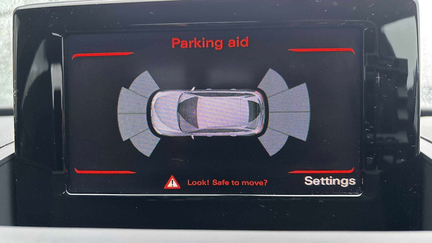 Used Audi Q3 2017 for sale - 77347930: Photo 33