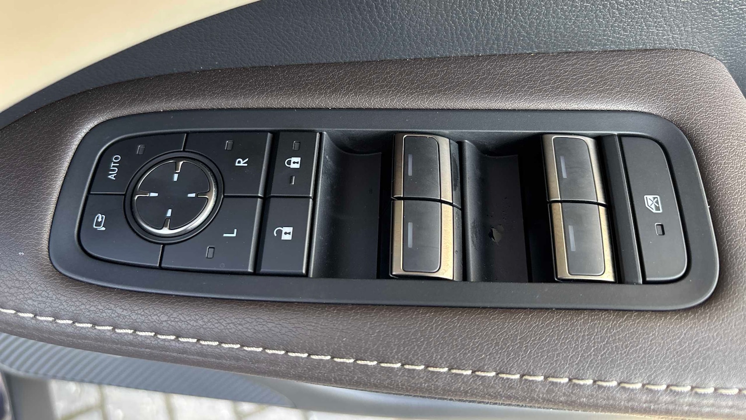 Used Lexus RX 2024 for sale - 77943256: Photo 21