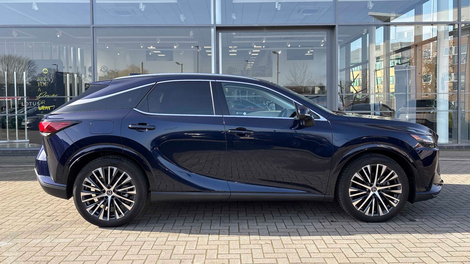 Used Lexus RX 2024 for sale - 77943256: Photo 4