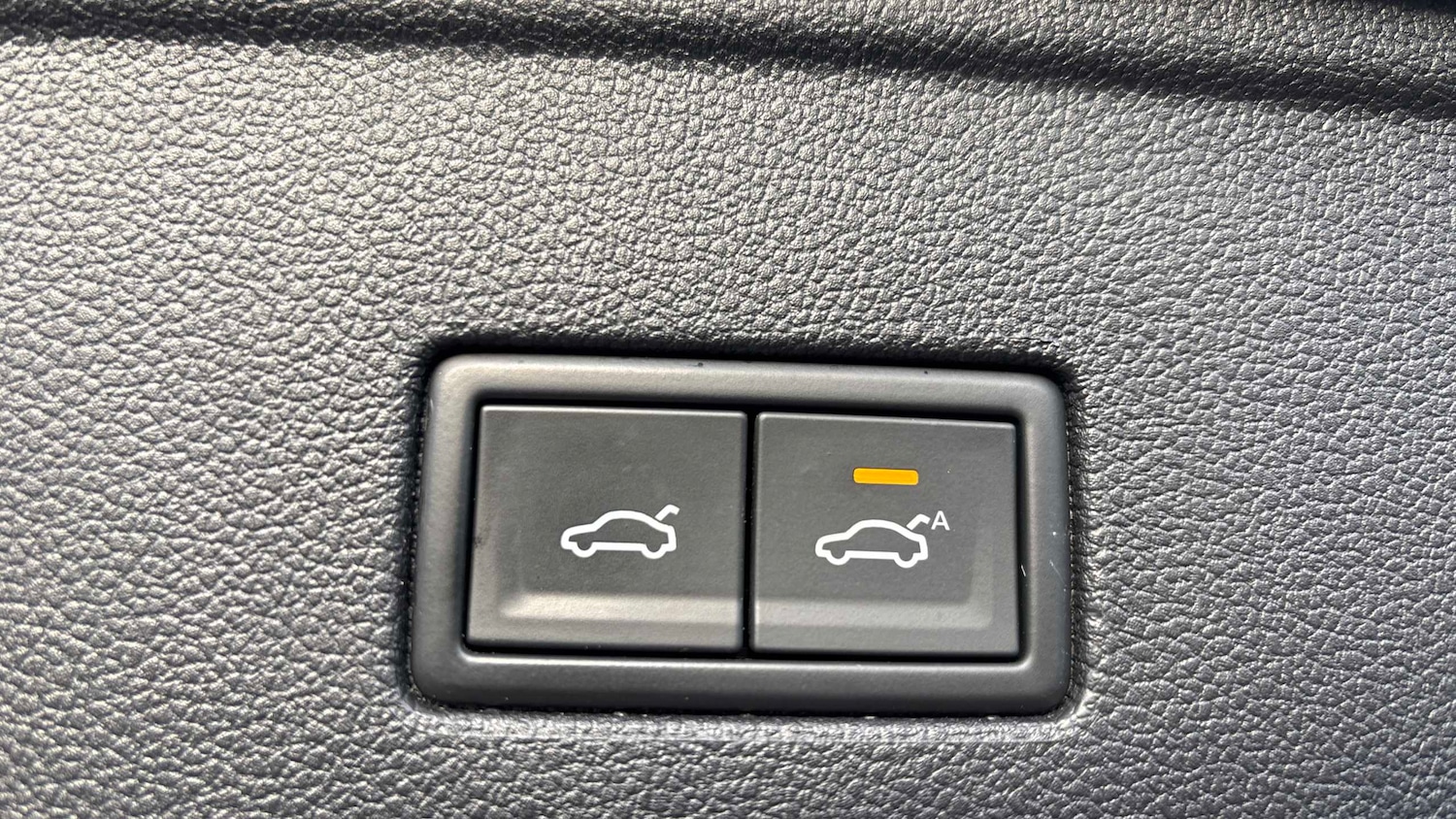 Used Volkswagen Touareg 2023 for sale - 76475842: Photo 14