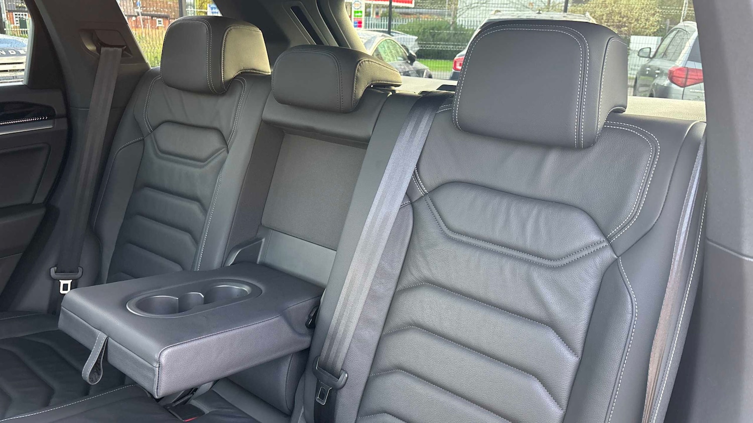 Used Volkswagen Touareg 2023 for sale - 76475842: Photo 16