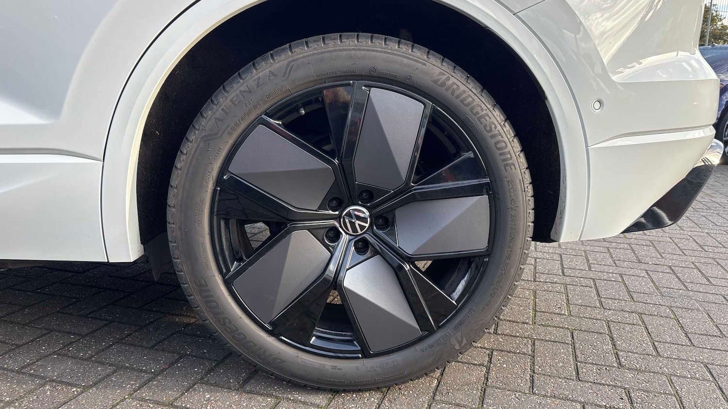 Used Volkswagen Touareg 2023 for sale - 76475842: Photo 5