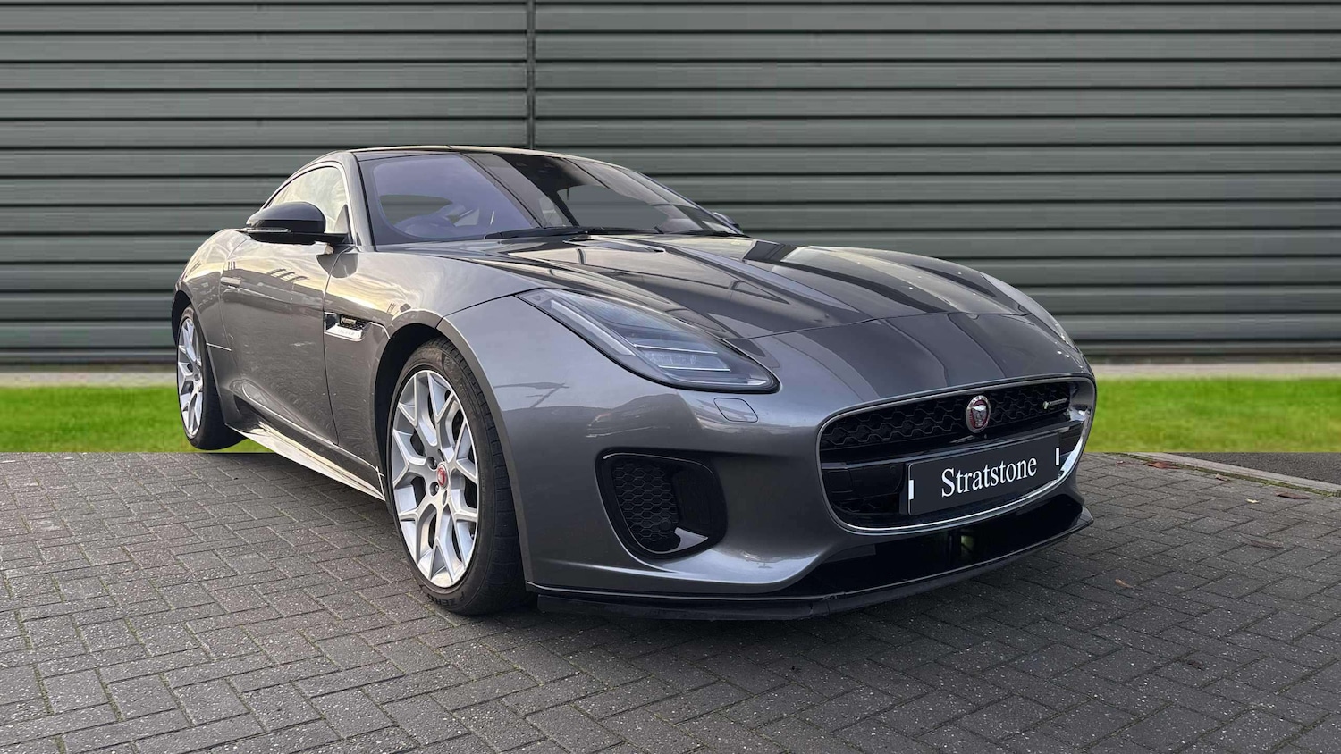 Used Jaguar F-Type 2018 for sale - 76576008: Photo 1