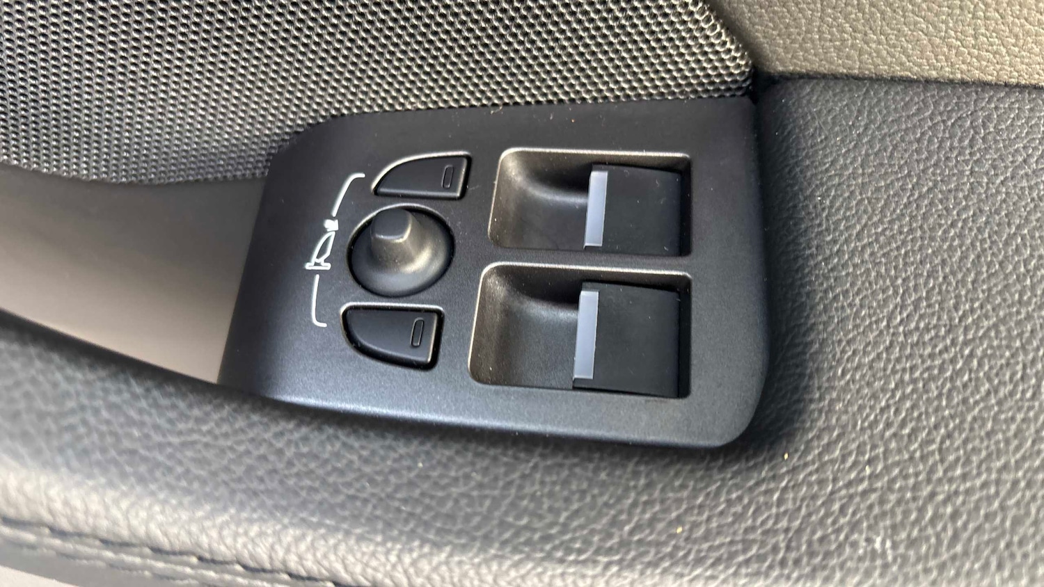 Used Jaguar F-Type 2018 for sale - 76576008: Photo 19