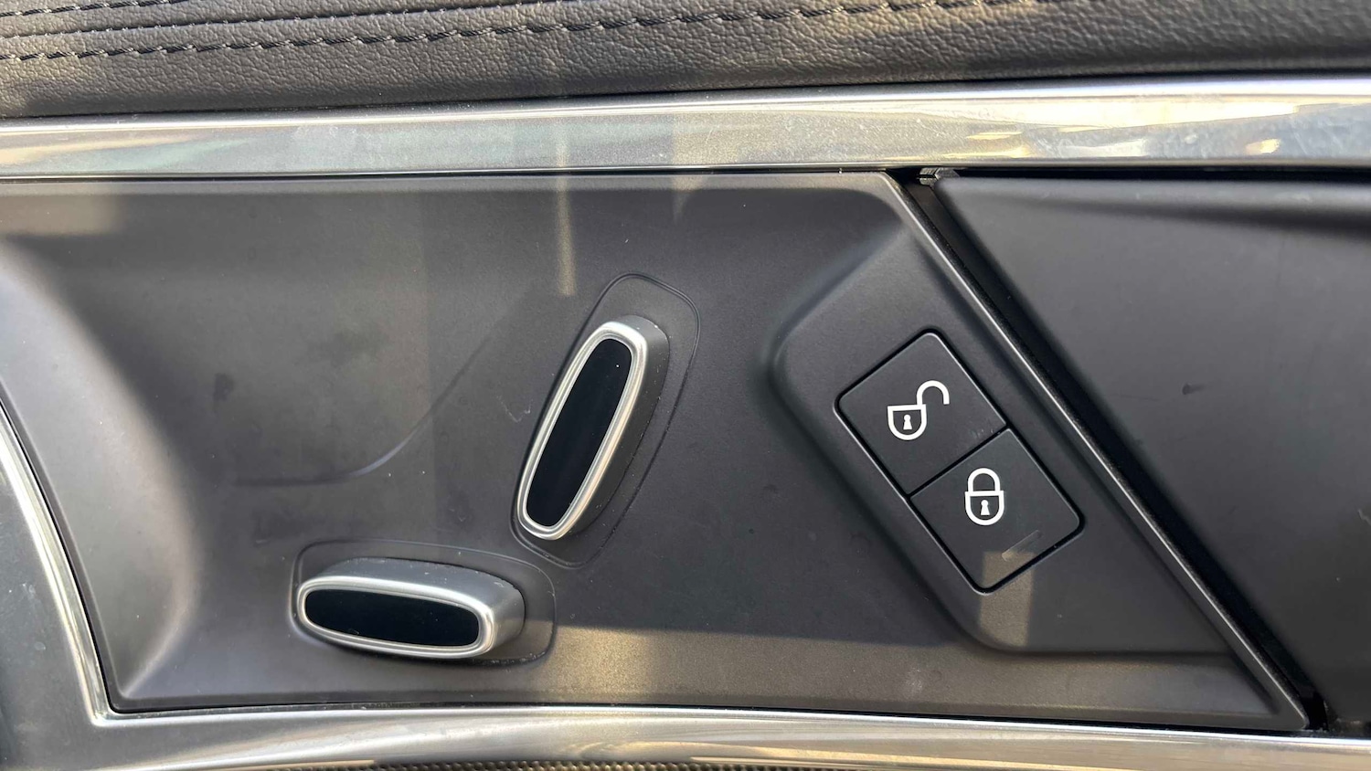 Used Jaguar F-Type 2018 for sale - 76576008: Photo 20