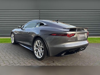 Used Jaguar F-Type 2018 for sale - 76576008: Photo