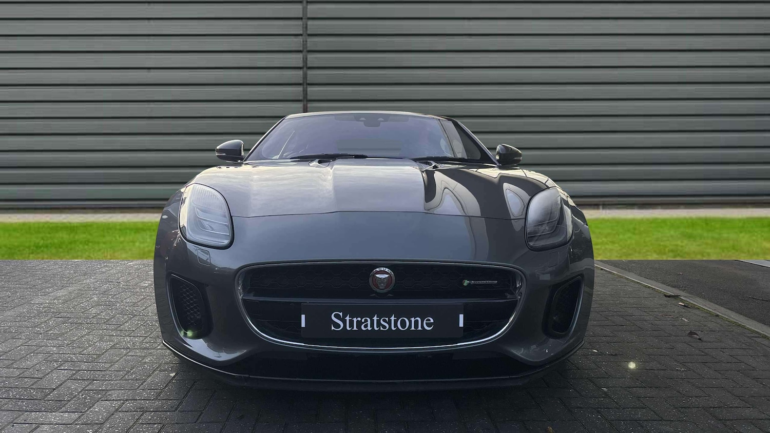 Used Jaguar F-Type 2018 for sale - 76576008: Photo 7