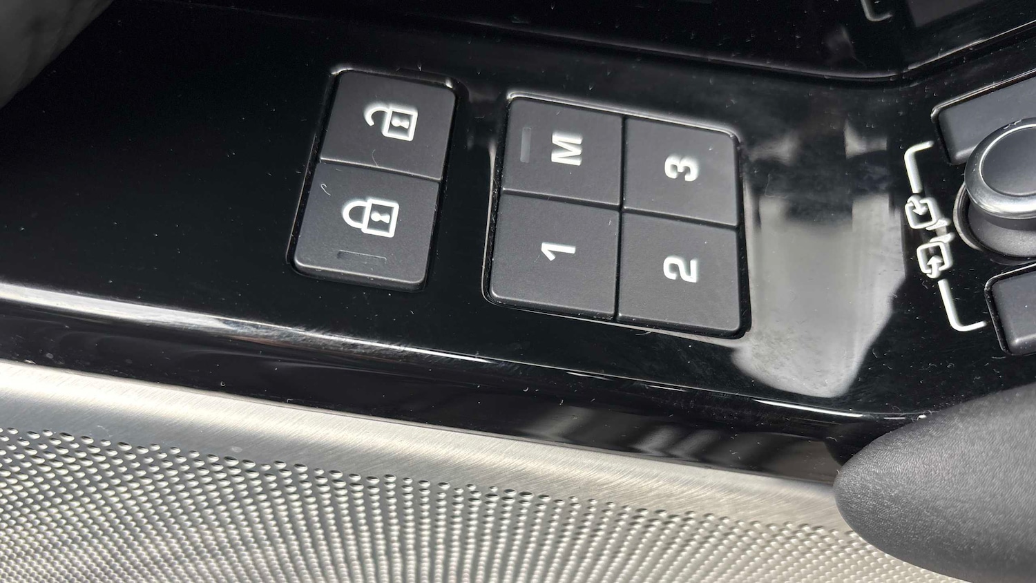 Used Land Rover Range Rover Velar 2021 for sale - 76501747: Photo 22