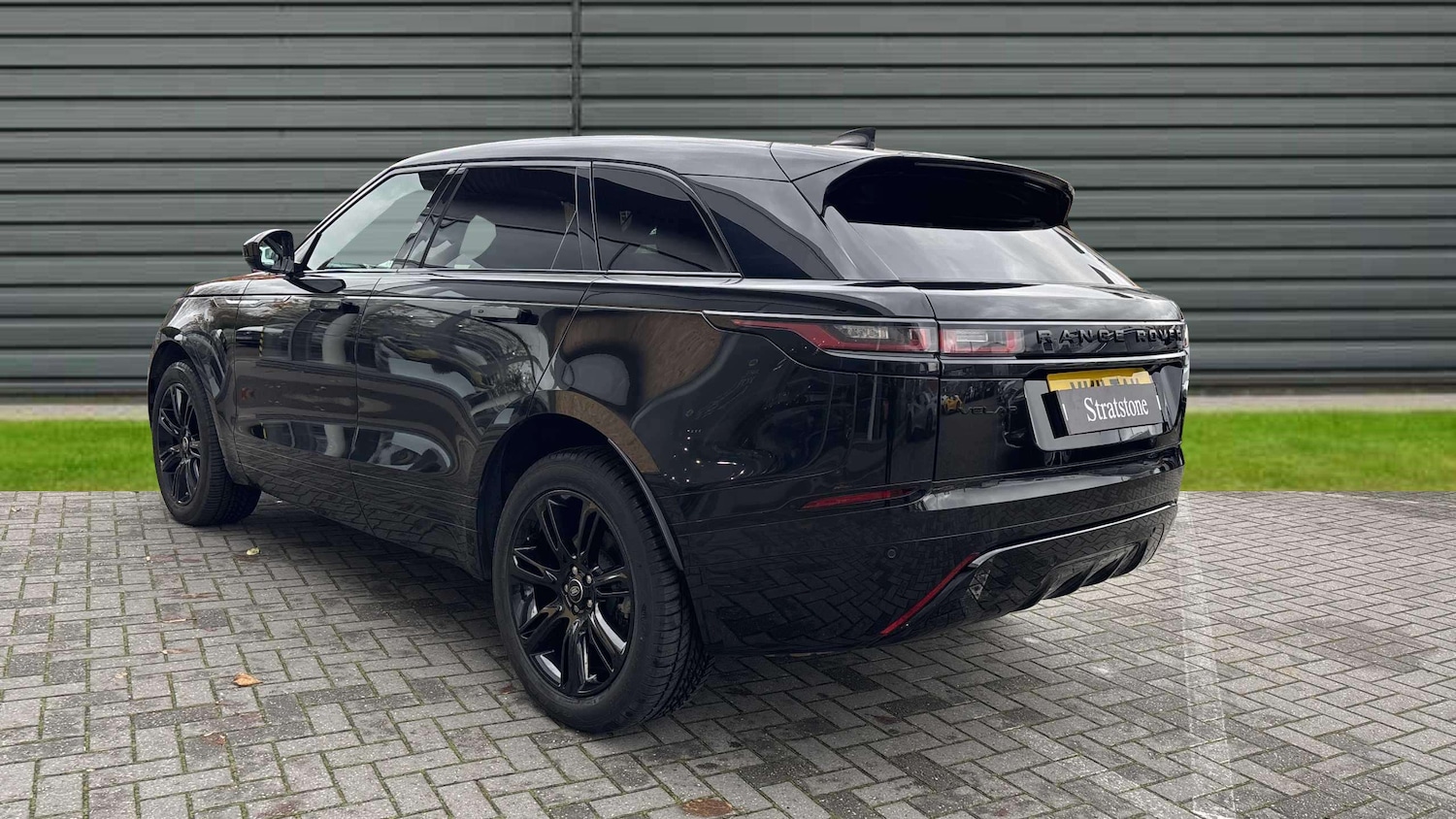 Used Land Rover Range Rover Velar 2021 for sale - 76501747: Photo 3
