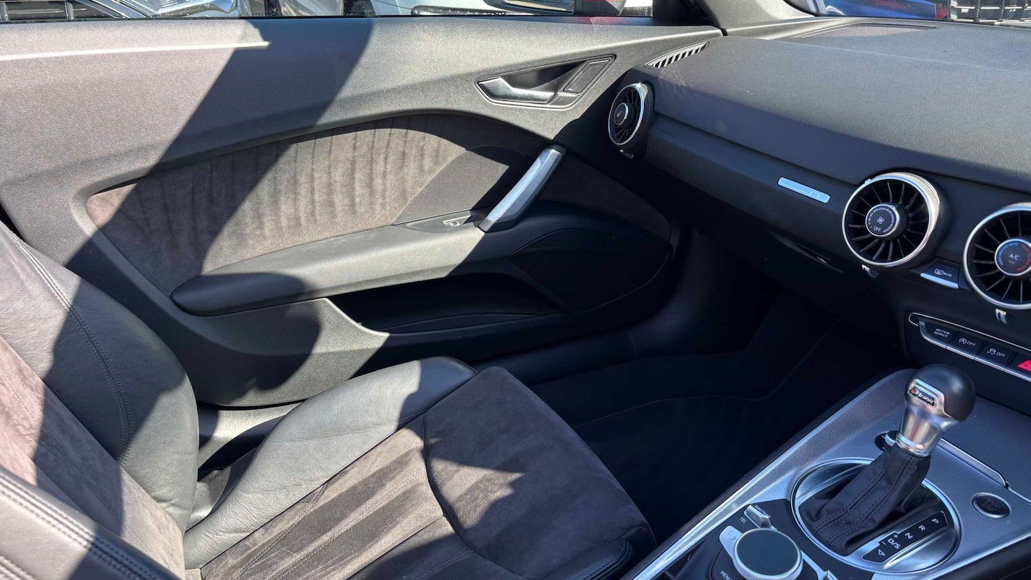 Used Audi TT 2017 for sale - 78052520: Photo 16