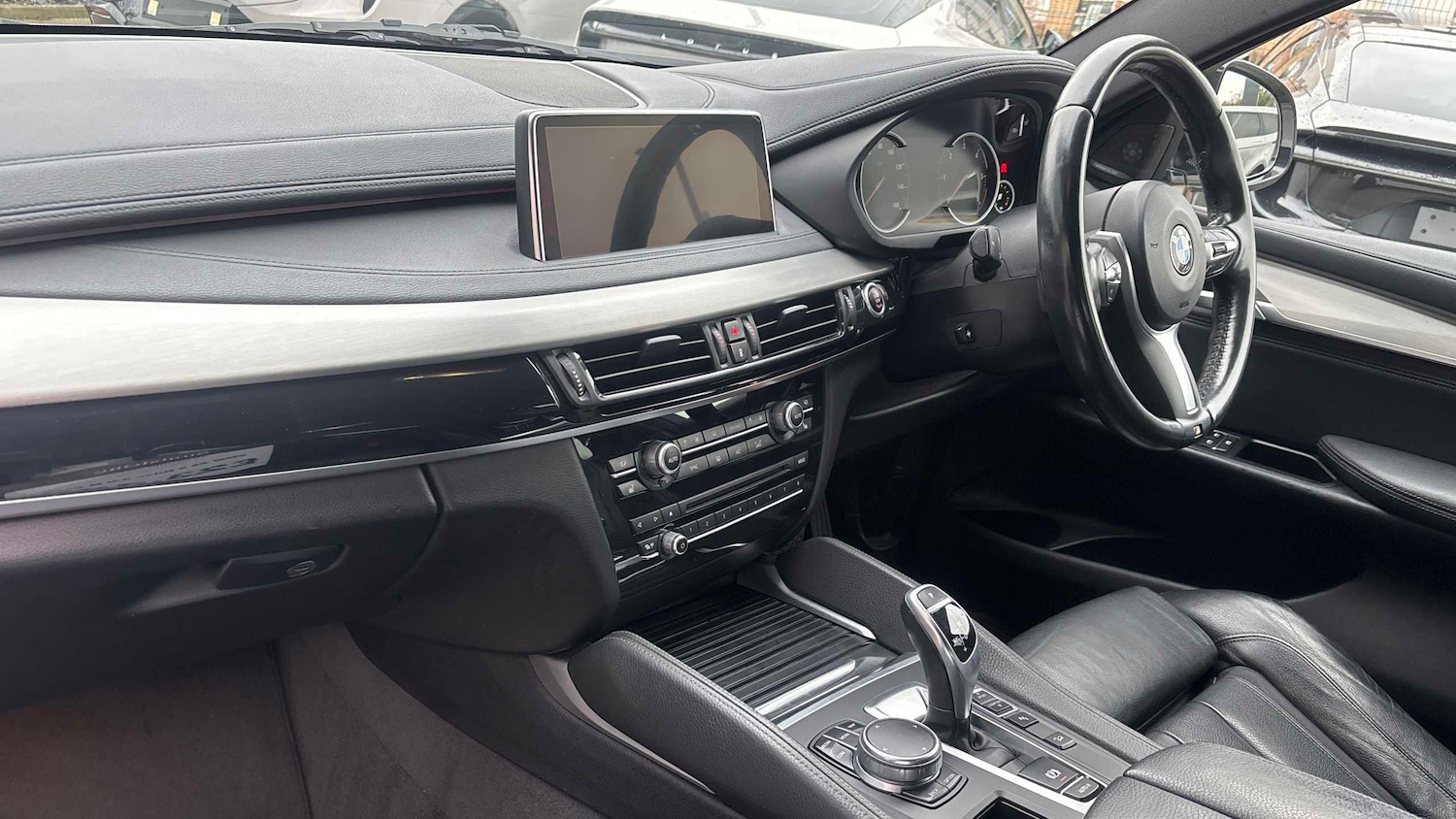 Used BMW X6 2017 for sale - 77514479: Photo 2