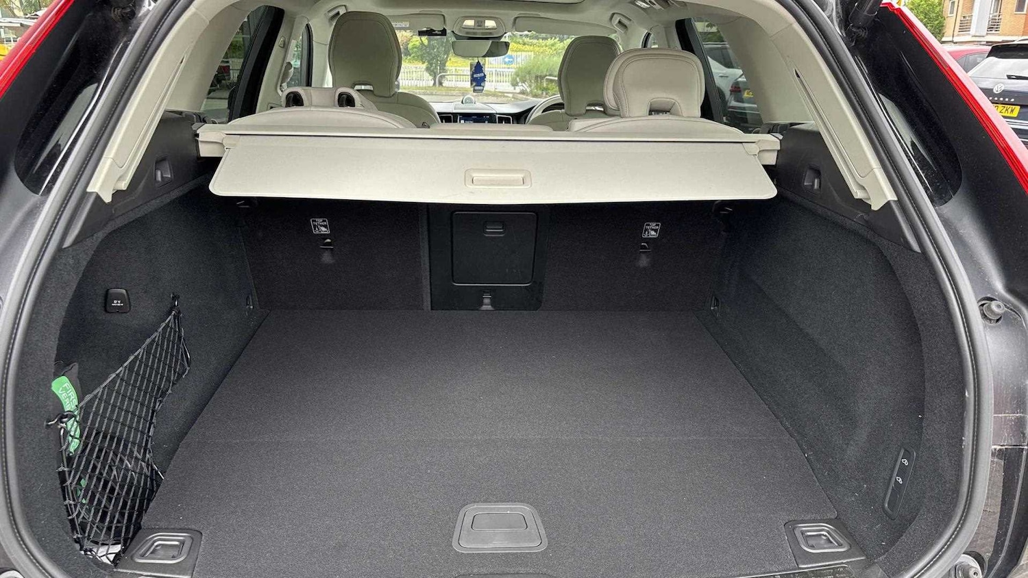 Used Volvo XC60 2023 for sale - 77112459: Photo 13