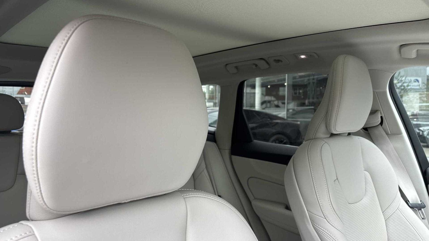 Used Volvo XC60 2023 for sale - 77112459: Photo 18