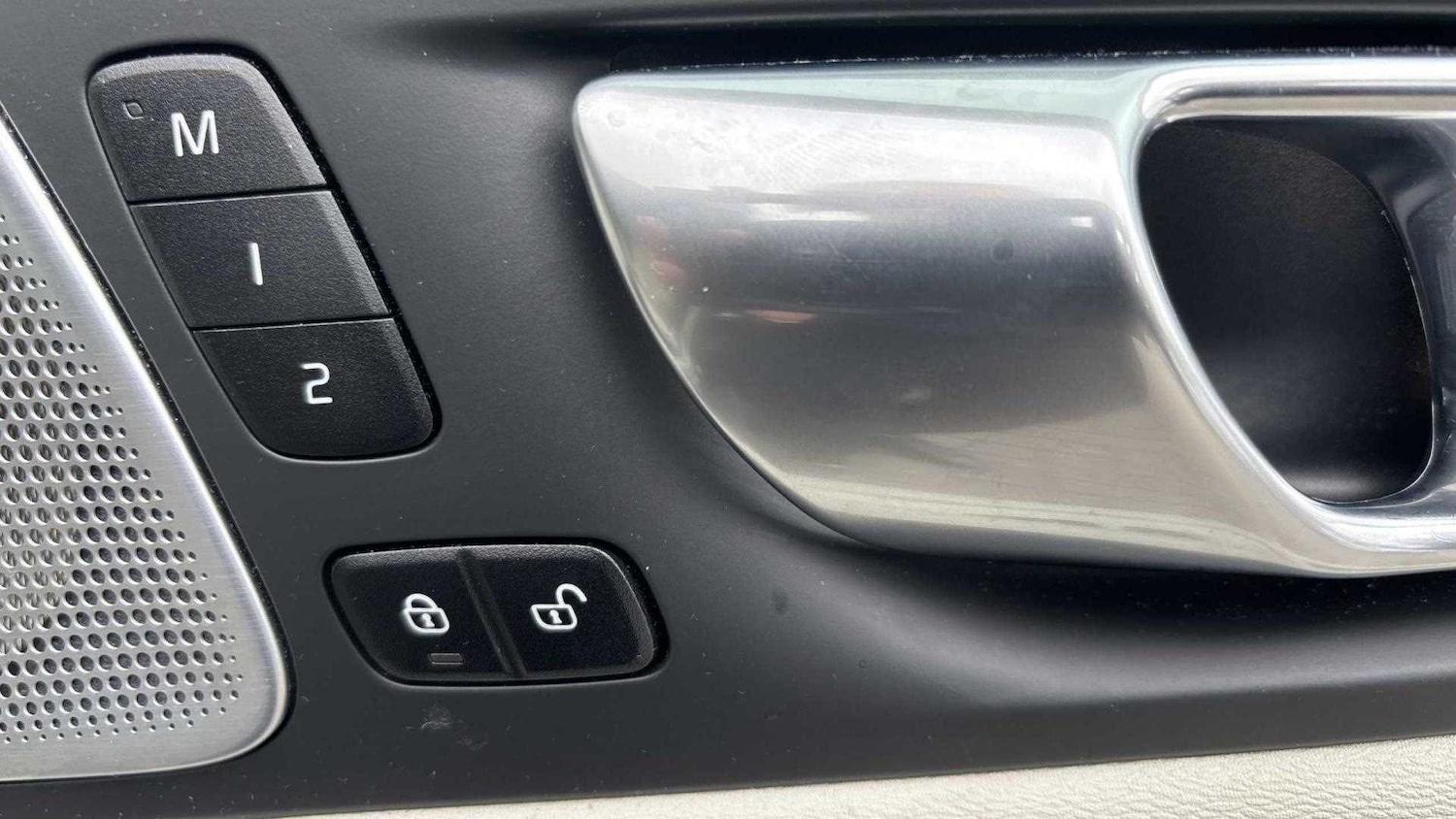 Used Volvo XC60 2023 for sale - 77112459: Photo 21