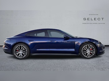 Used Porsche Taycan 2020 for sale - 79364806: Photo