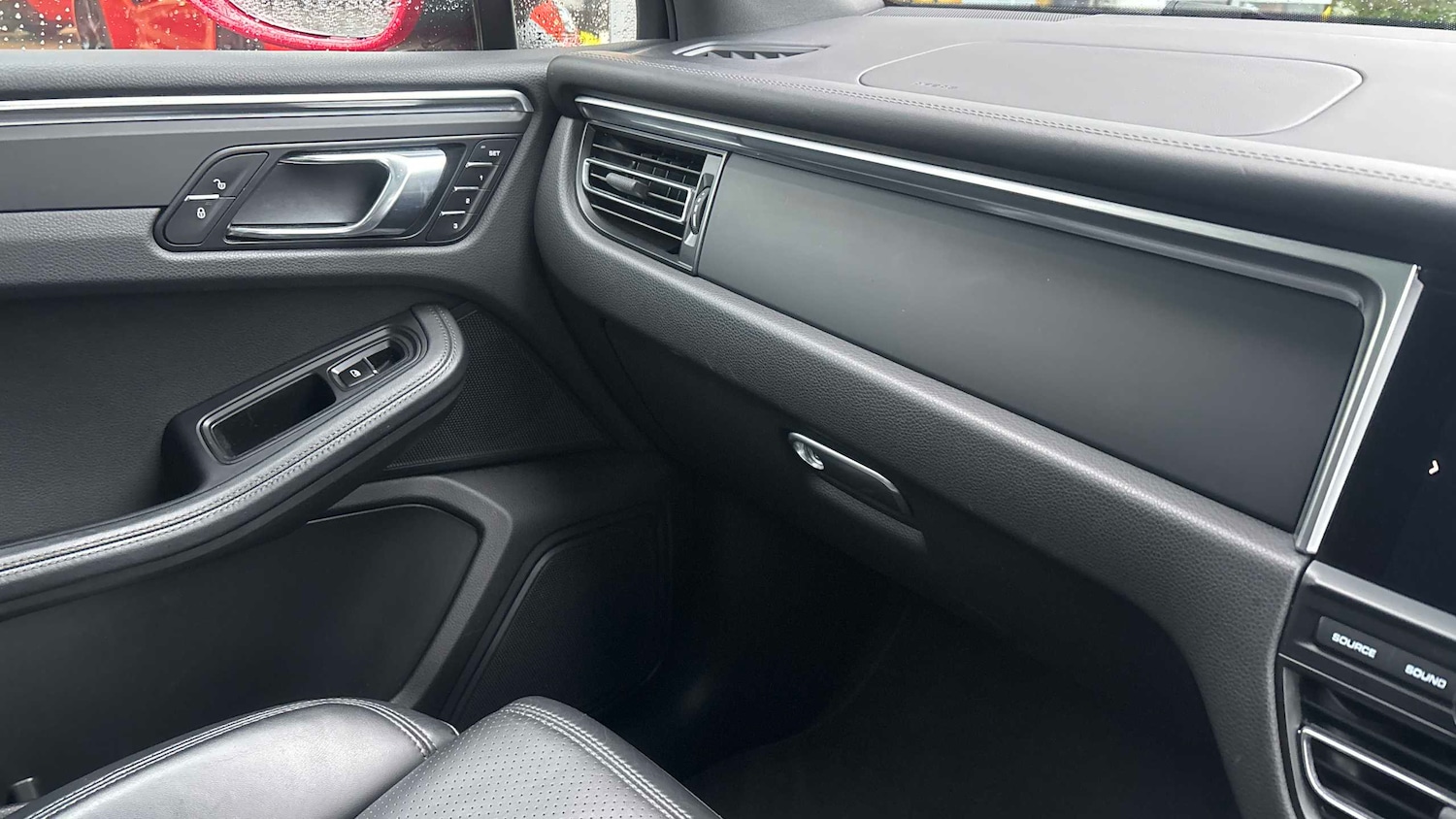 Used Porsche Macan 2018 for sale - 77429062: Photo 23