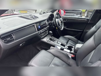 Used Porsche Macan 2018 for sale - 77429062: Photo