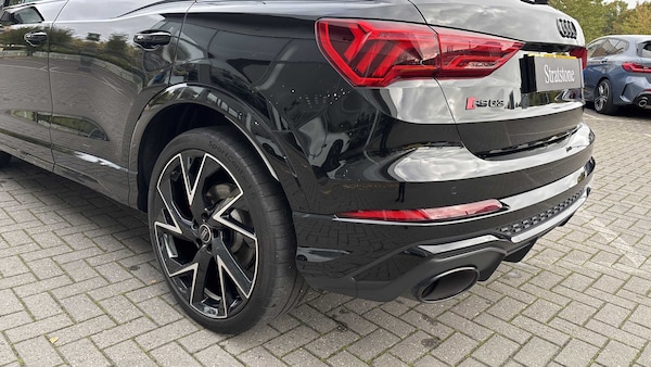 Used Audi RS Q3 2023 for sale - 76218379: Photo 10