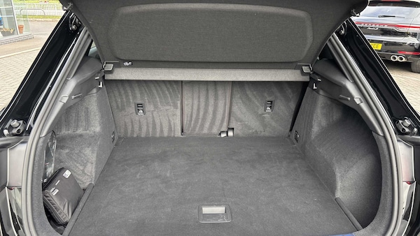 Used Audi RS Q3 2023 for sale - 76218379: Photo 11
