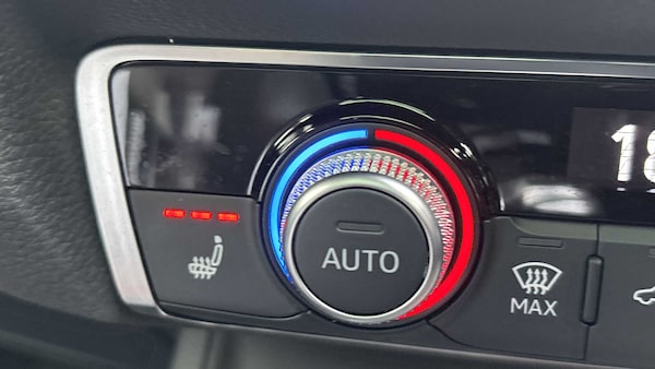 Used Audi RS Q3 2023 for sale - 76218379: Photo 29