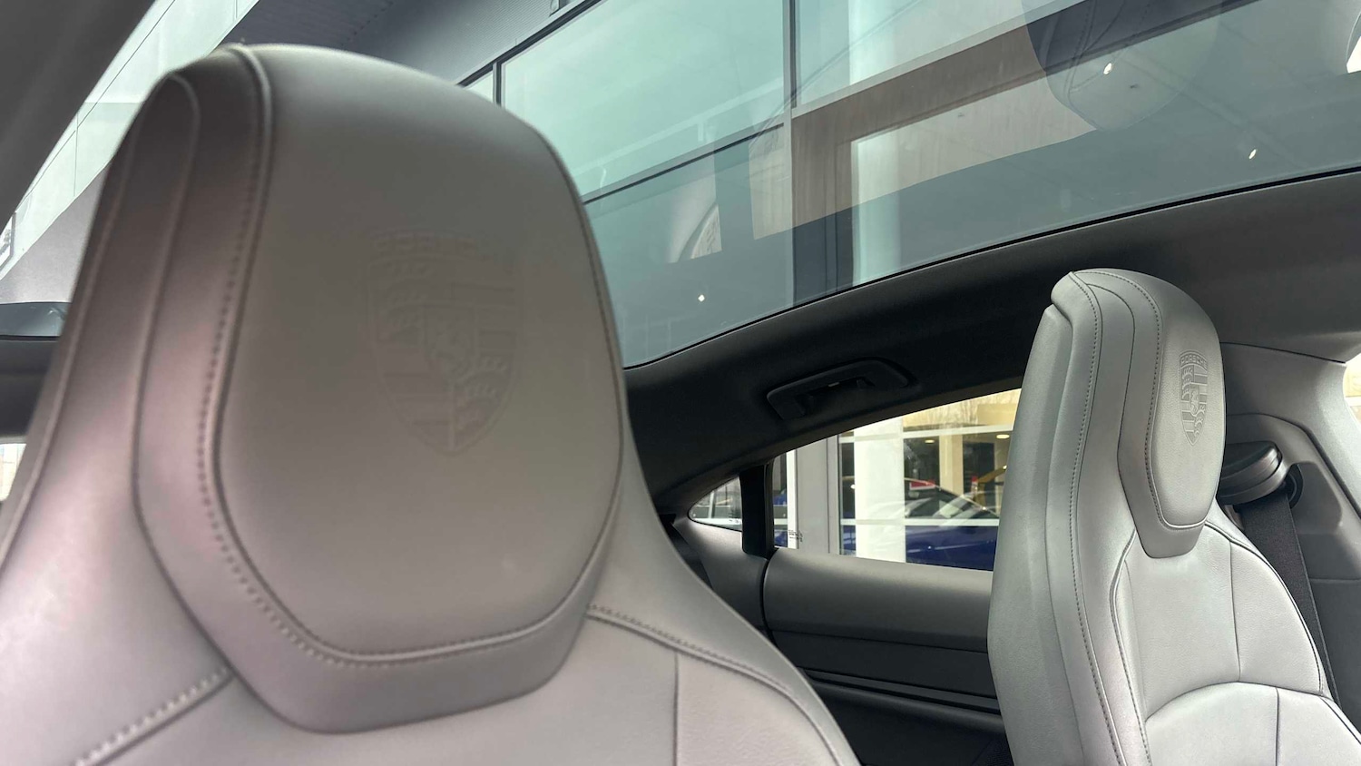 Used Porsche Taycan 2021 for sale - 77472515: Photo 17