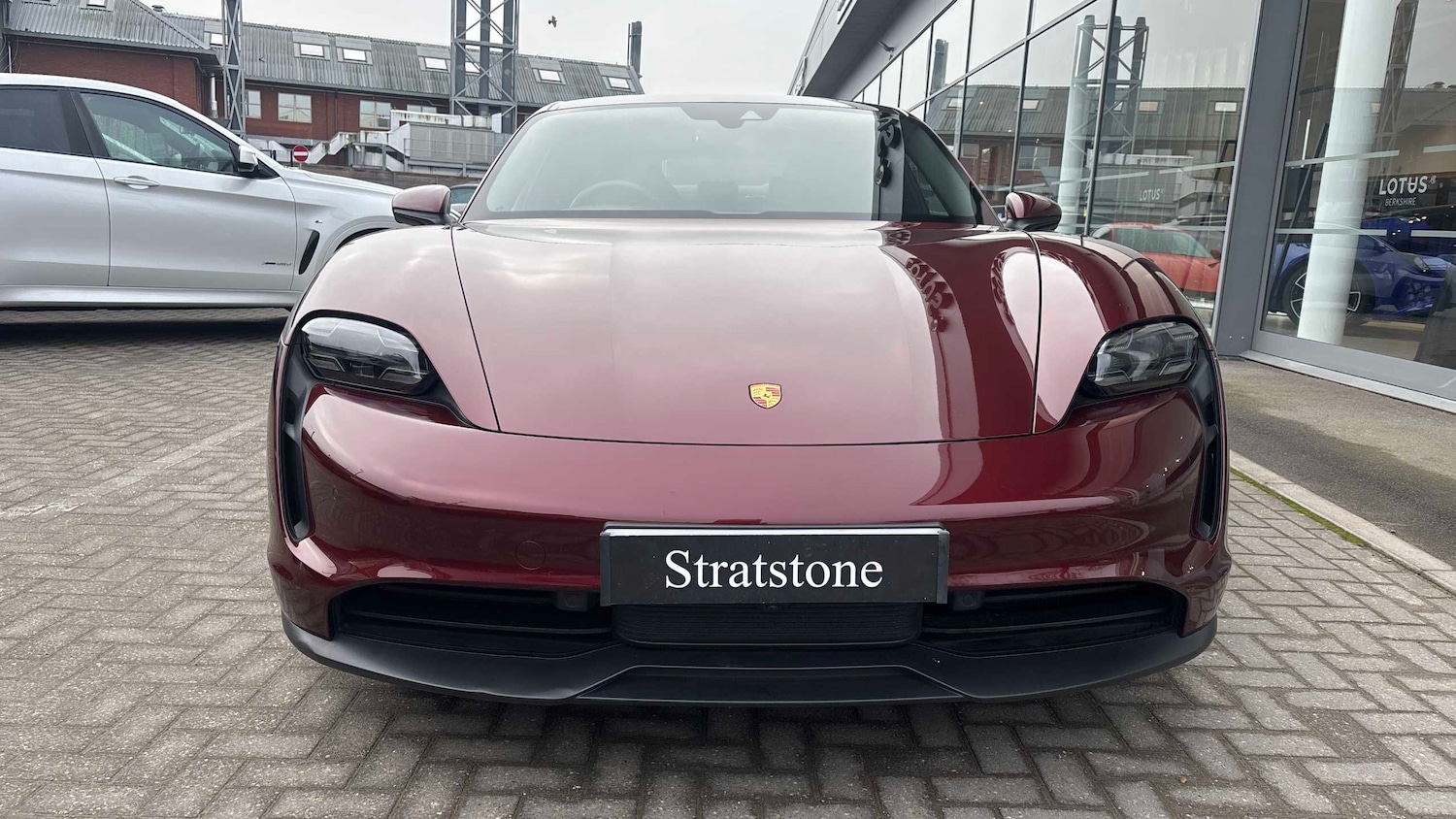 Used Porsche Taycan 2021 for sale - 77472515: Photo 6