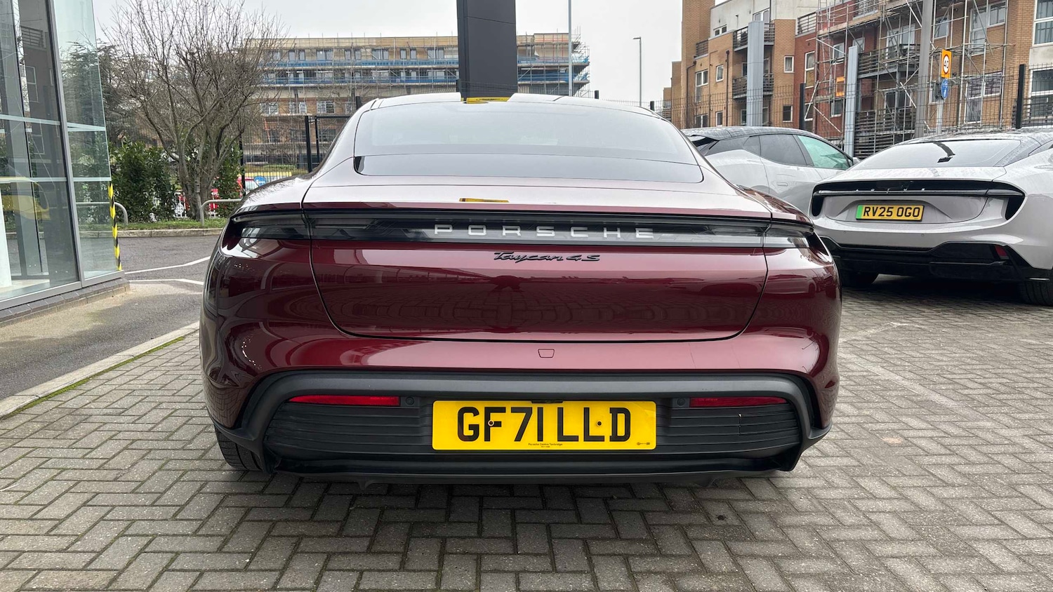 Used Porsche Taycan 2021 for sale - 77472515: Photo 7