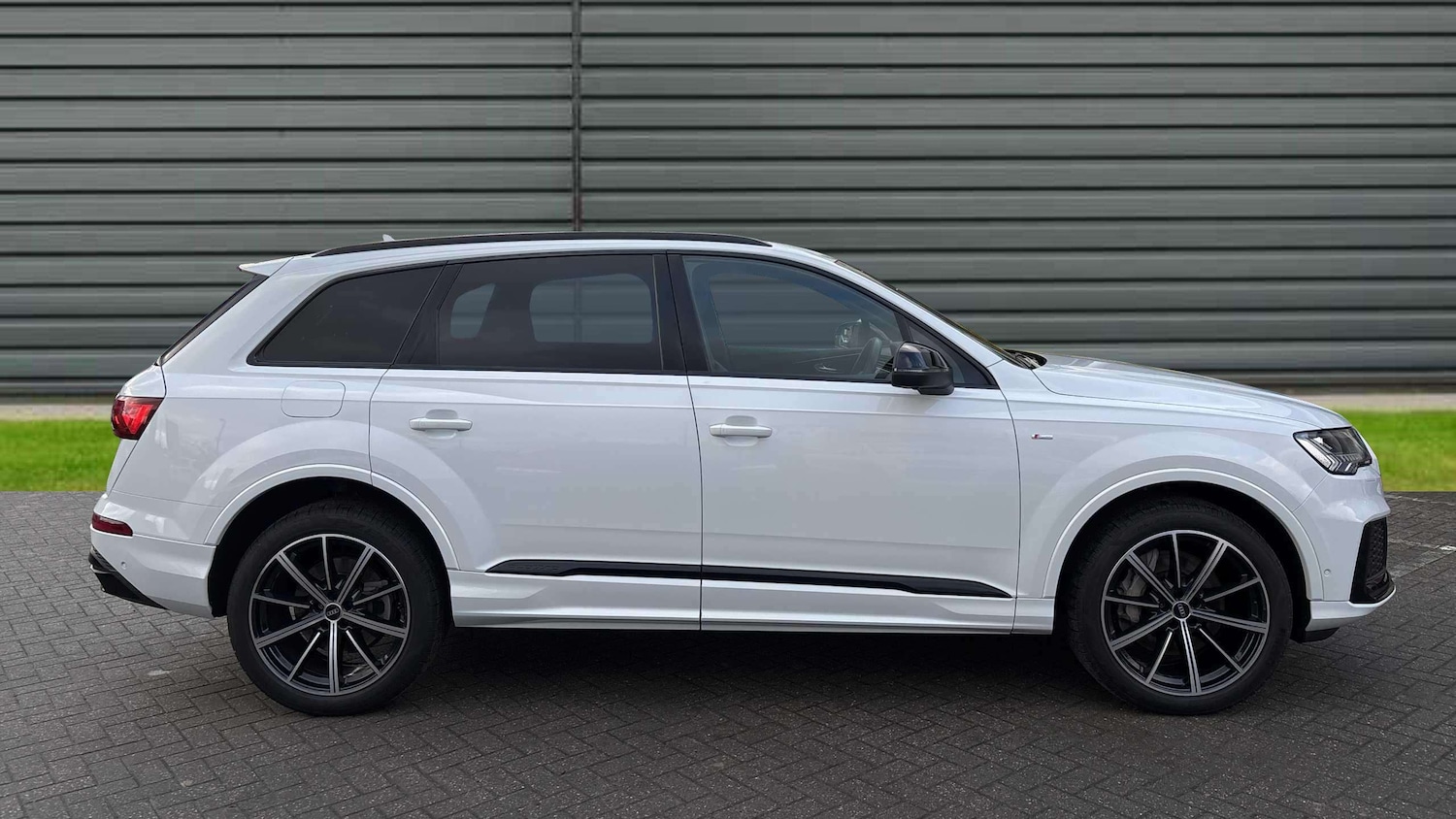 Used Audi Q7 2022 for sale - 77219569: Photo 4