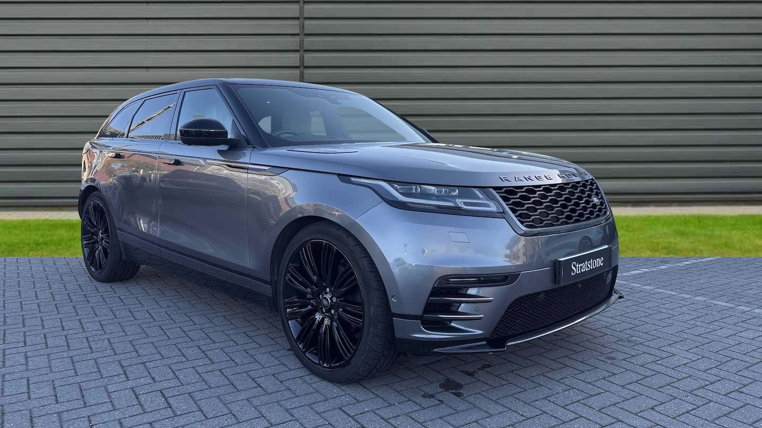 Used Land Rover Range Rover Velar 2017 for sale - 76192045: Photo 1