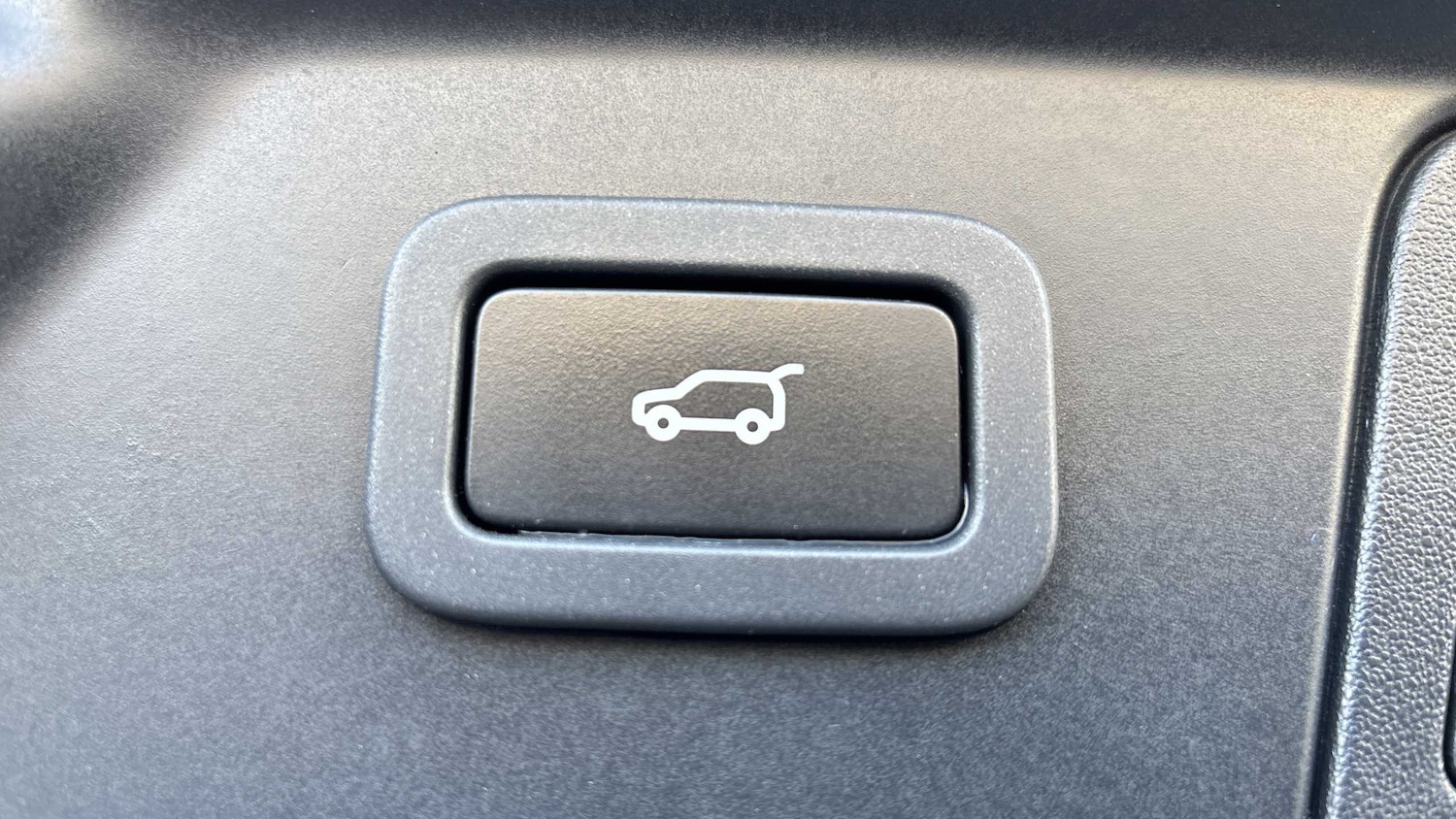 Used Land Rover Range Rover Velar 2017 for sale - 76192045: Photo 14