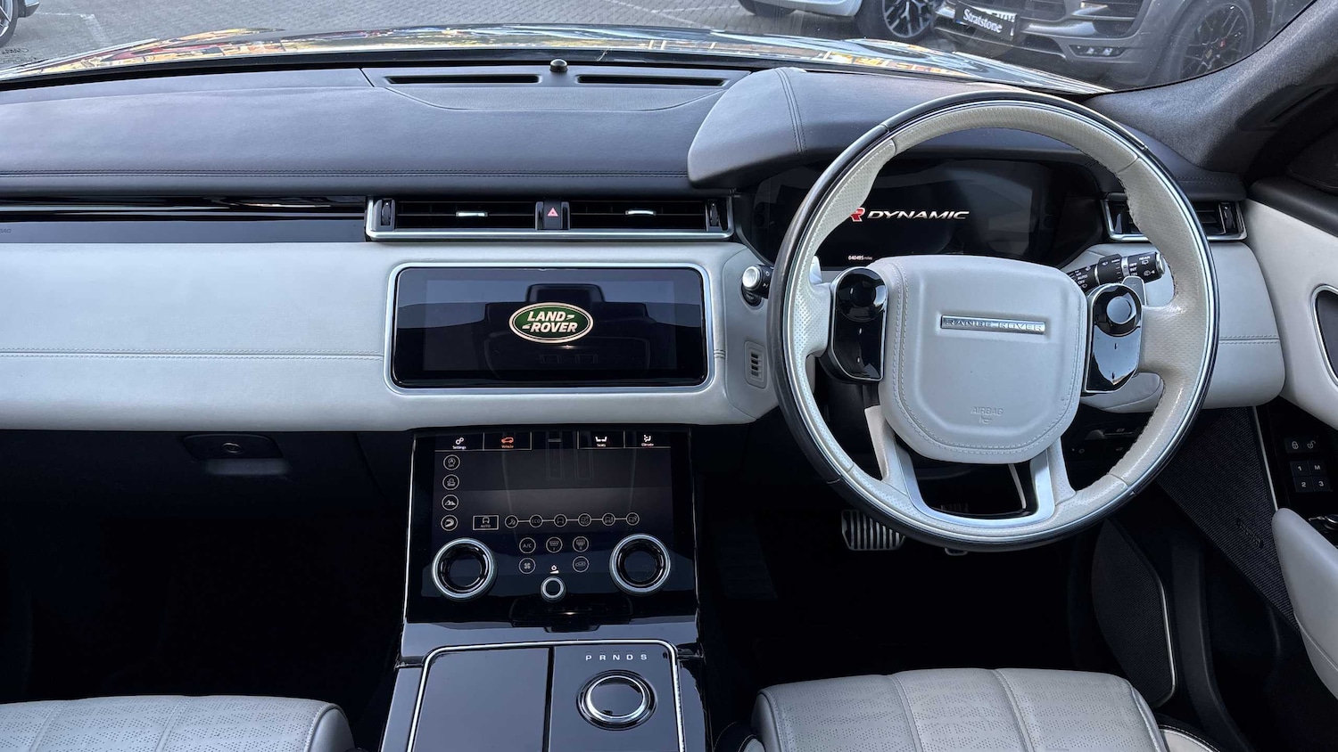 Used Land Rover Range Rover Velar 2017 for sale - 76192045: Photo 17